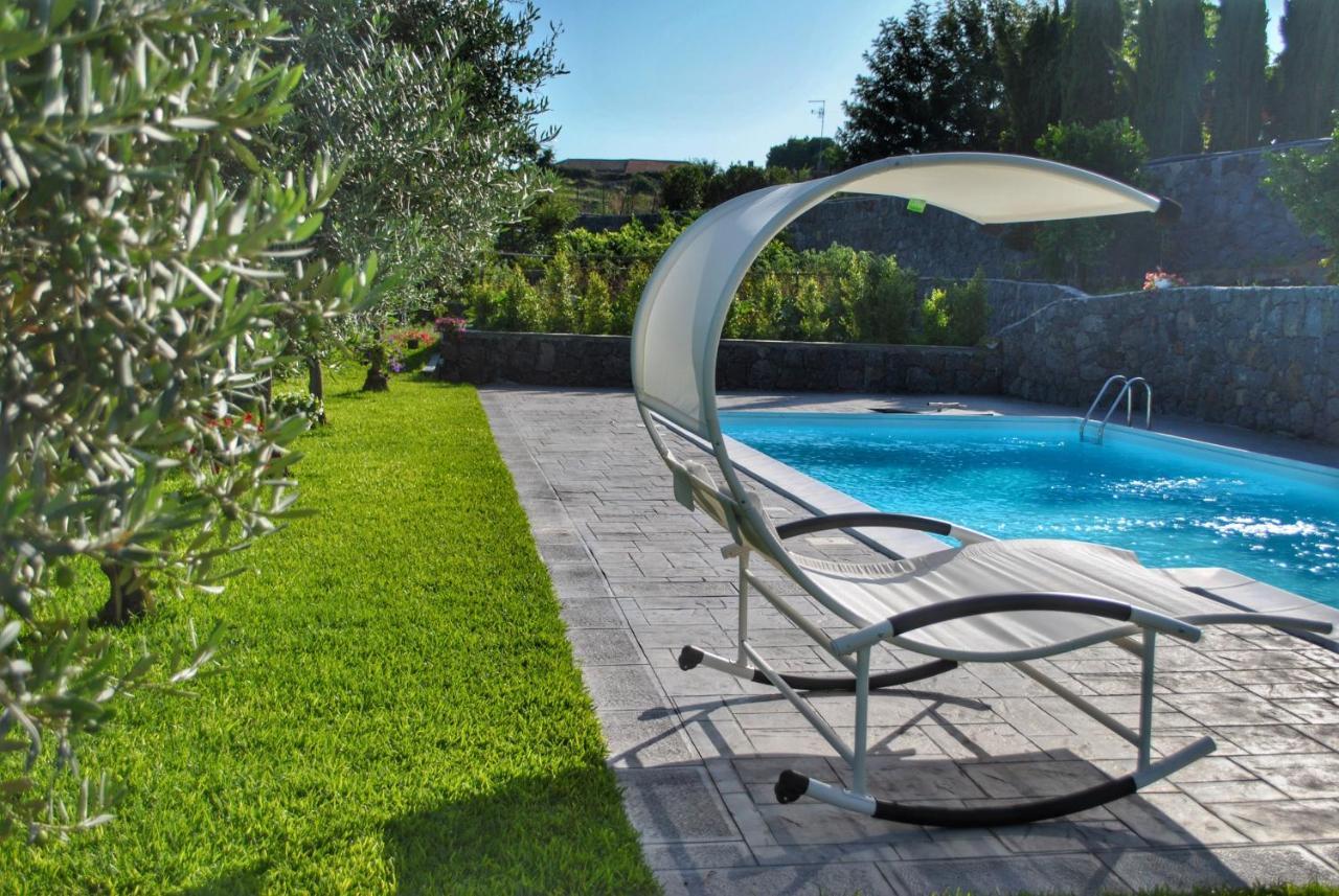 Villa Dedalisa By Holidayngo Acireale Exteriör bild