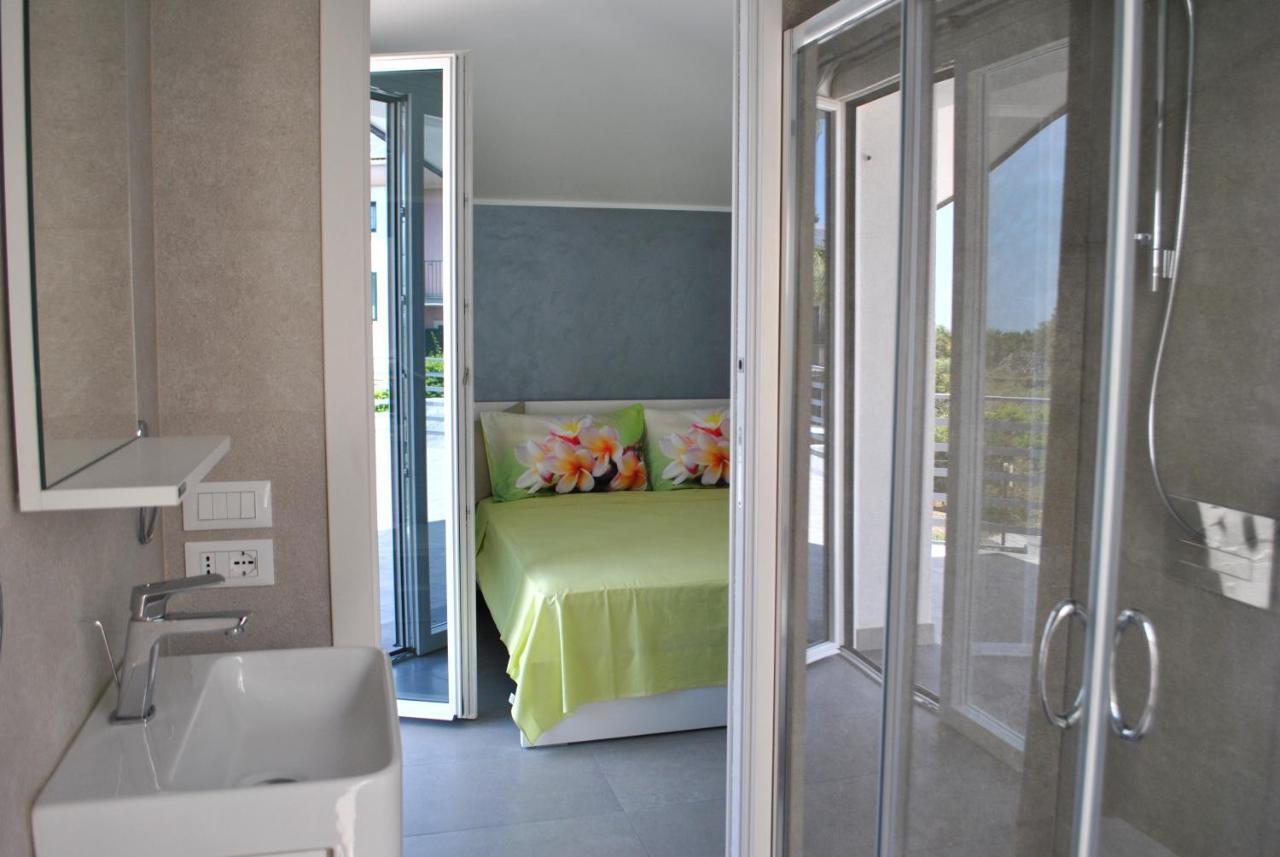 Villa Dedalisa By Holidayngo Acireale Exteriör bild