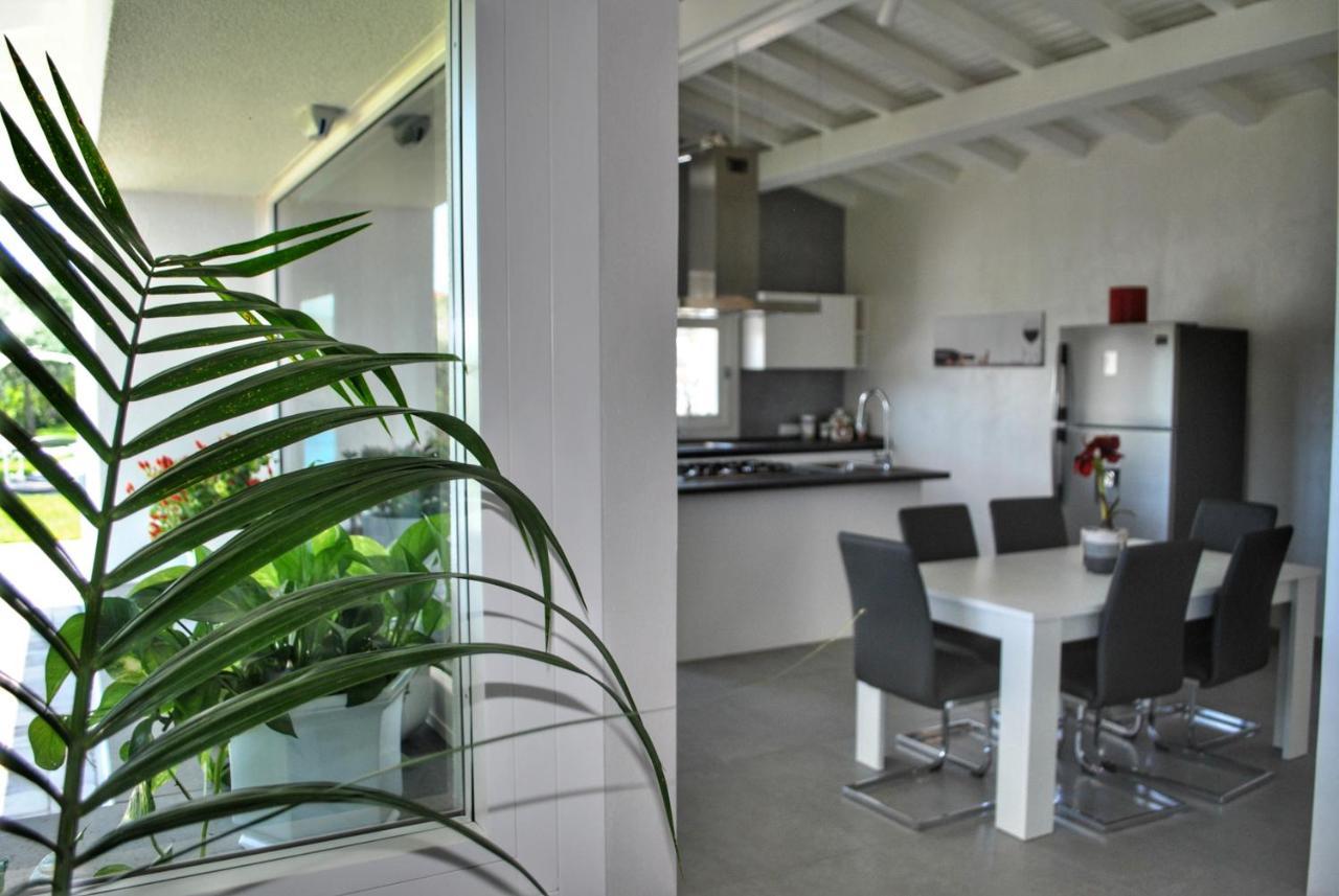 Villa Dedalisa By Holidayngo Acireale Exteriör bild