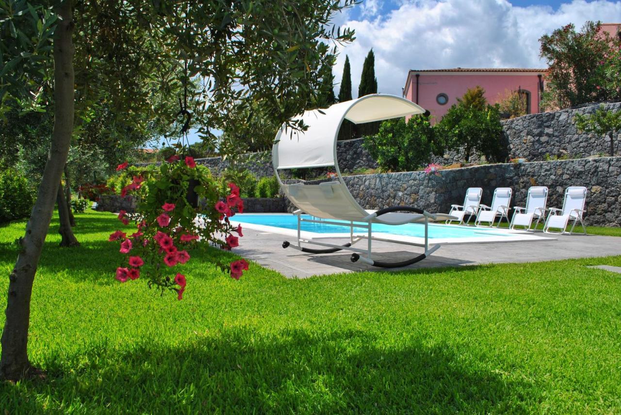 Villa Dedalisa By Holidayngo Acireale Exteriör bild