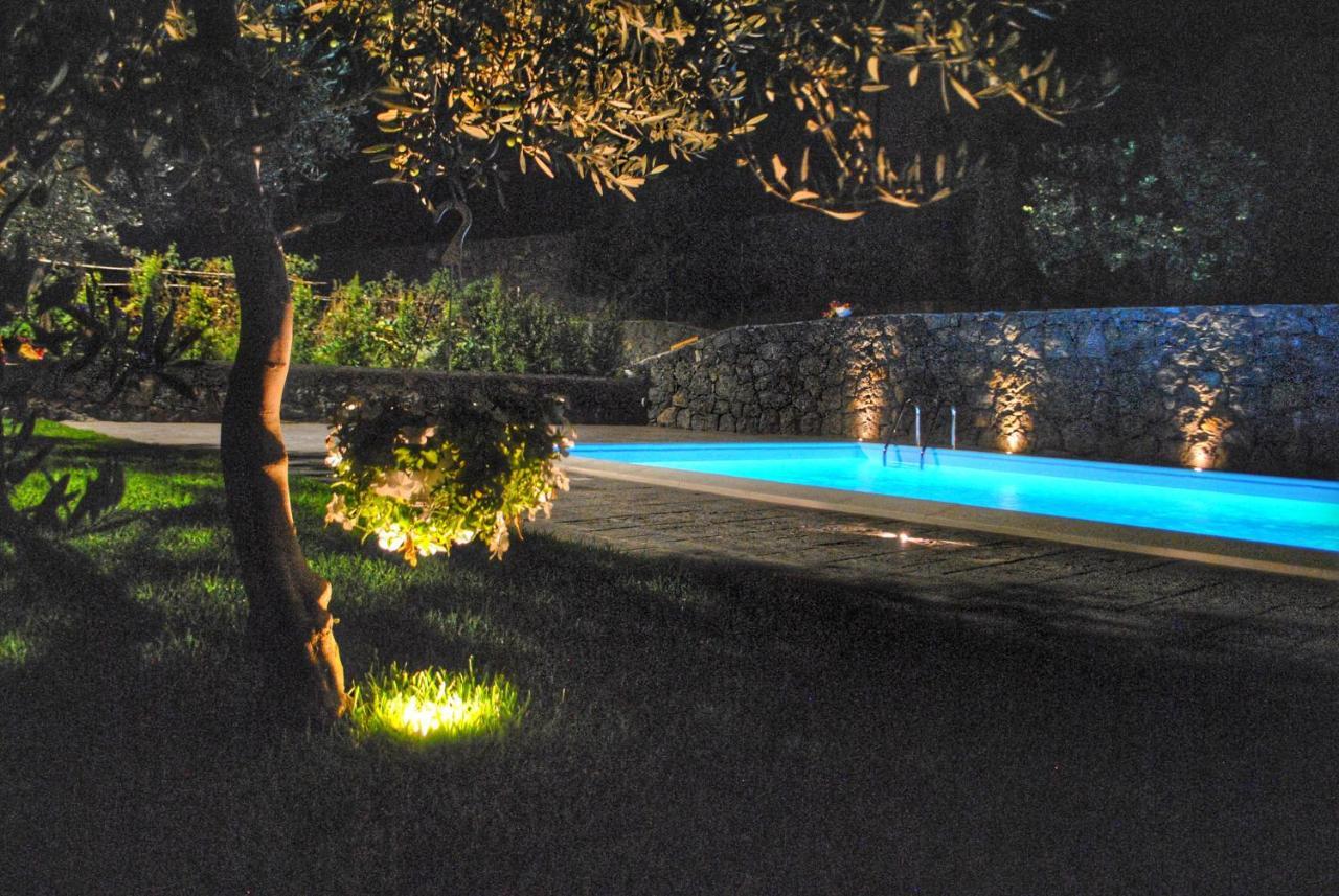 Villa Dedalisa By Holidayngo Acireale Exteriör bild
